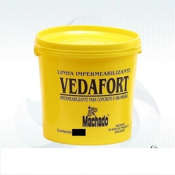 MACHADO VEDA FORT (01) 0,900L