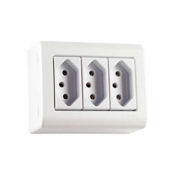 CONJ TRAMONTINA LIZFLEX BCO SOBREPOR 3 TOMADA 2P+T 20A A 250V REF 57304028 (N)